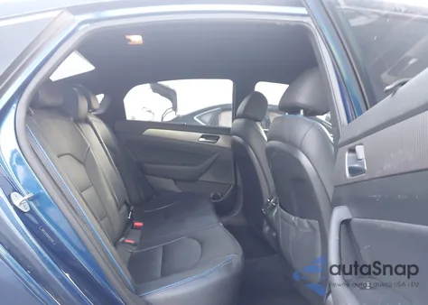 2018 Hyundai Sonata Limited 2.0T z USA, uszkodzony, nr VIN 5NPE34ABXJH671099